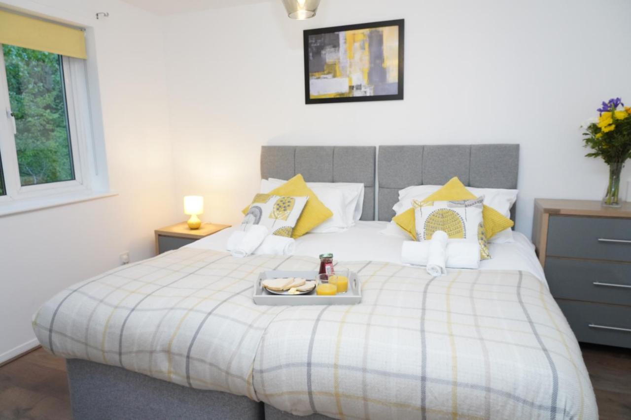 2Bedrm-4Guests-Parking-Nearstation Appartement Londen Buitenkant foto