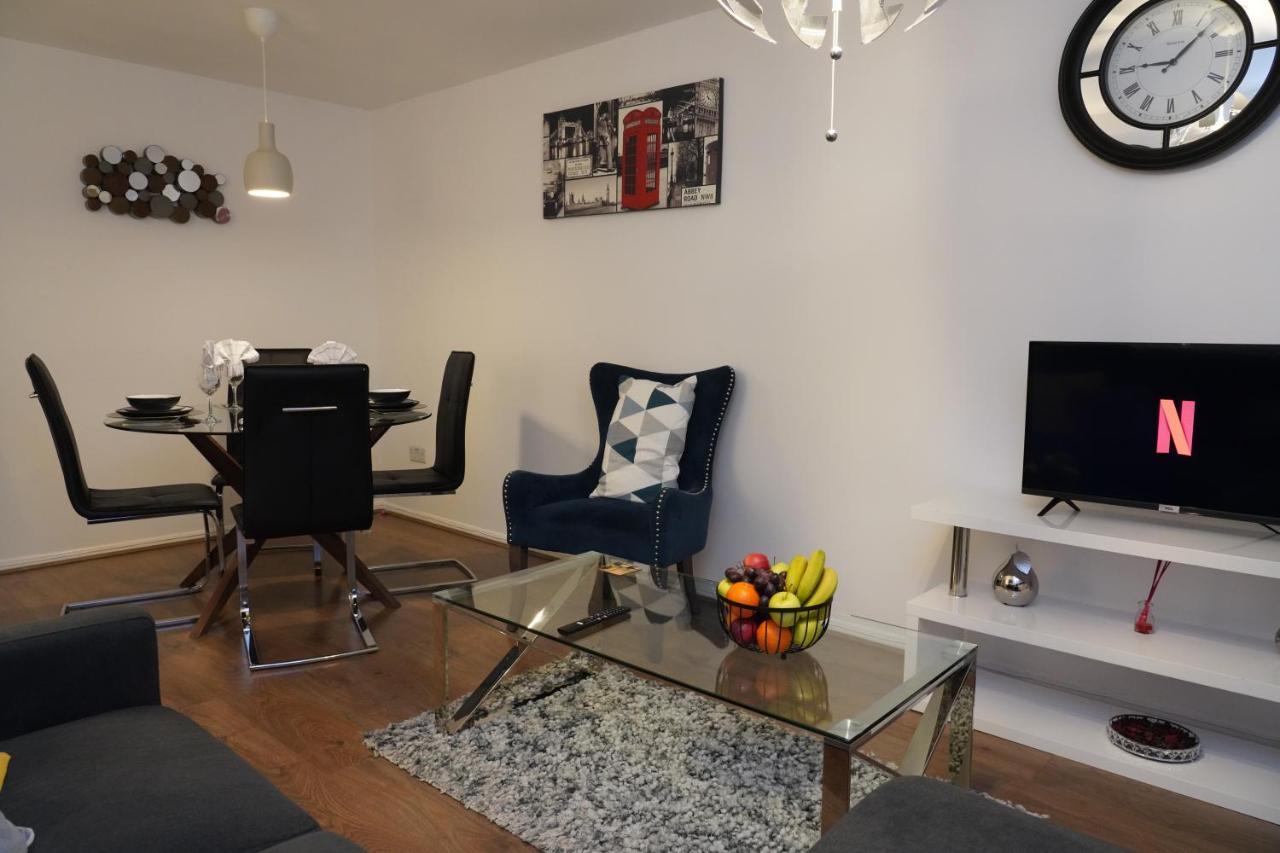 2Bedrm-4Guests-Parking-Nearstation Appartement Londen Buitenkant foto